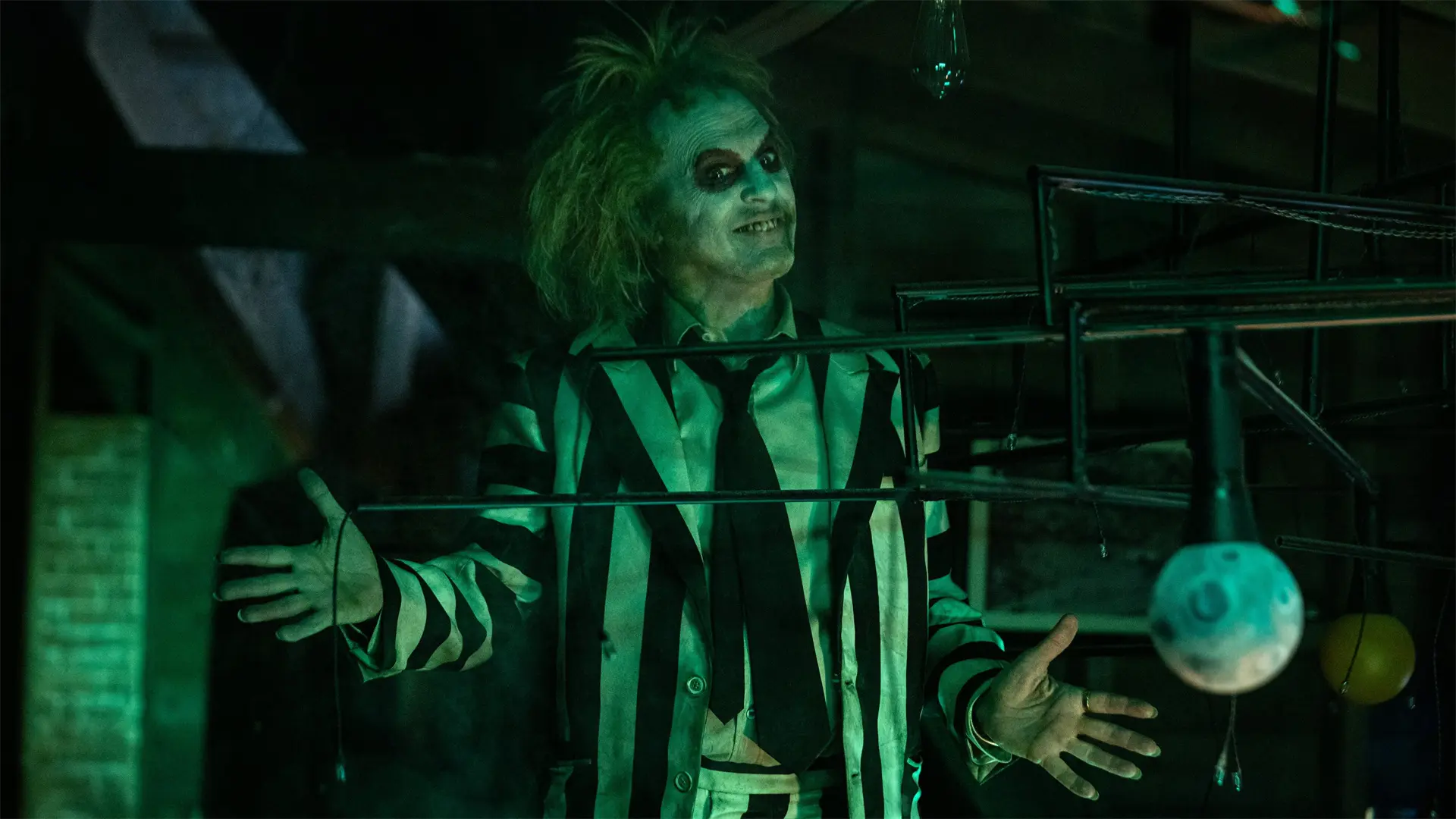 ¿Cómo Beetlejuice 2 rompió la maldición de las secuelas y triunfó en taquilla?